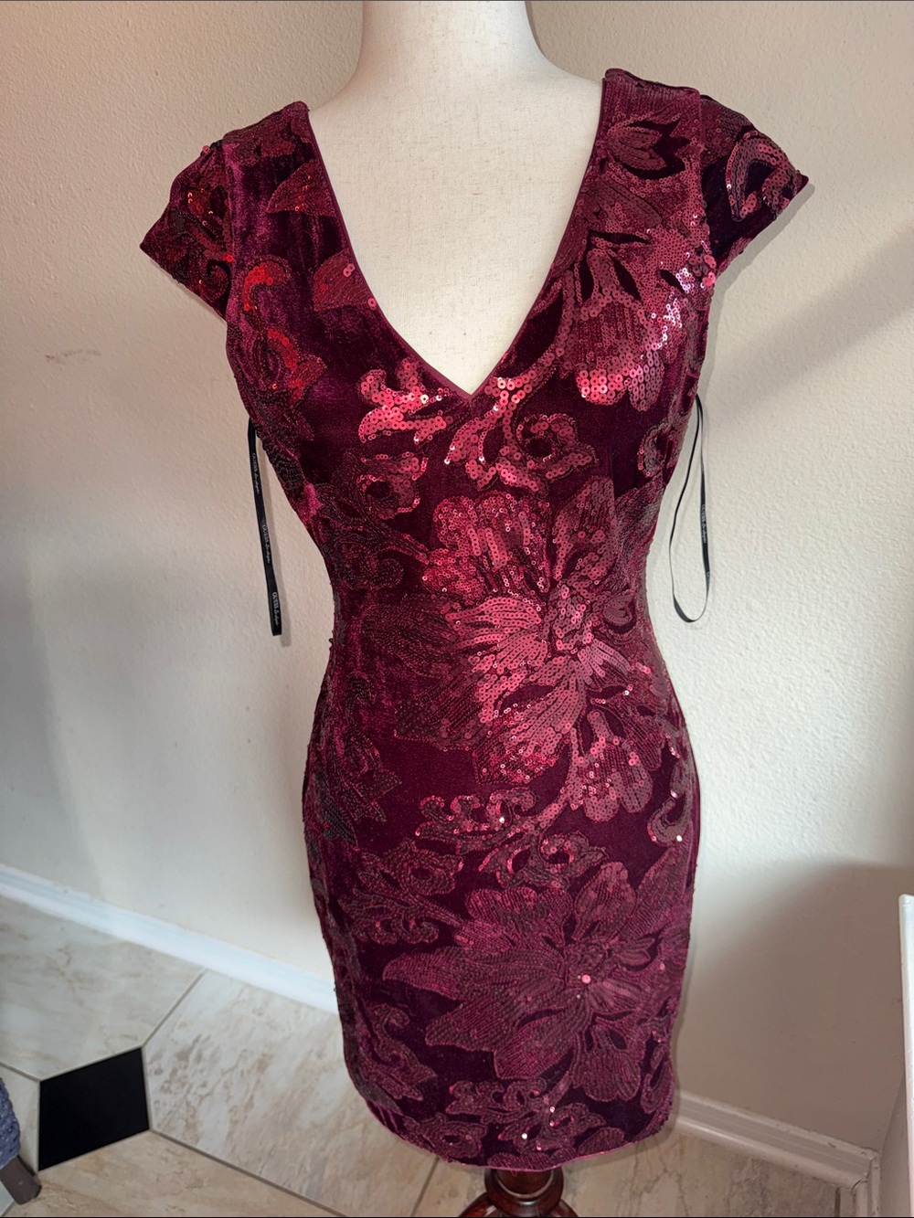 Guess Burgundy Sequin Floral V-Neck Mini Dress
